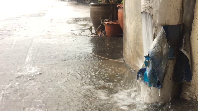 下雨了。视频素材