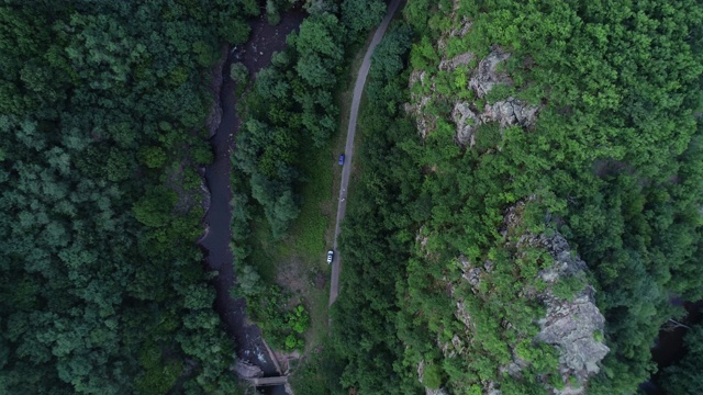 河流和道路视频素材