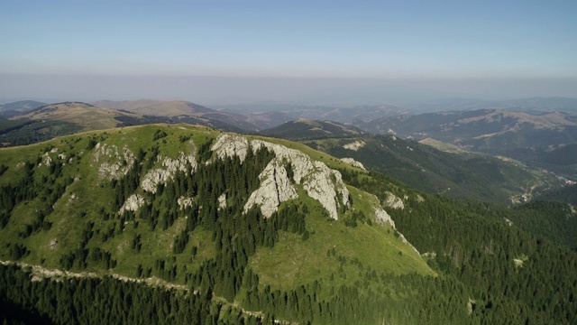 从空中拍摄的Kopaonik山视频素材