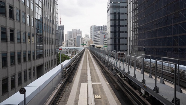 4K超延时:日本东京的自动列车。视频素材