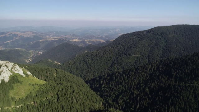 Kopaonik山和林地视频素材