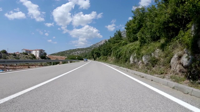 在地中海道路上行进视频素材