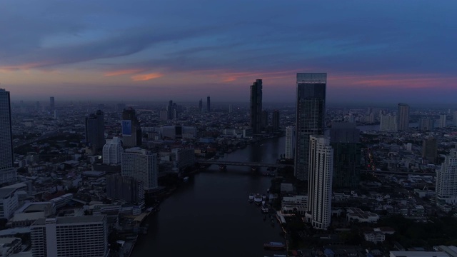 4k空中曼谷市中心城市视图，飞越曼谷，泰国。视频素材