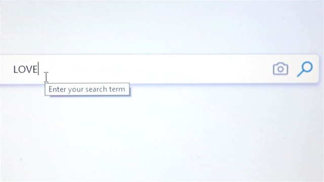 网友在搜索栏写上“爱”视频素材