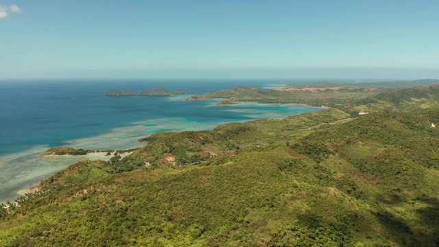 热带岛屿和泻湖海景。、菲律宾巴拉望视频素材