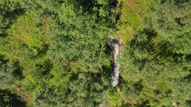 Geiranger瀑布鸟瞰图视频素材