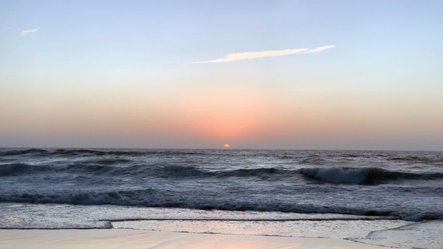 海面上的日落地平线视频素材