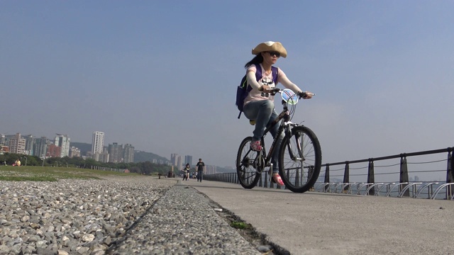 4K高清超，淡水是台湾新北市的一个海边地区视频素材