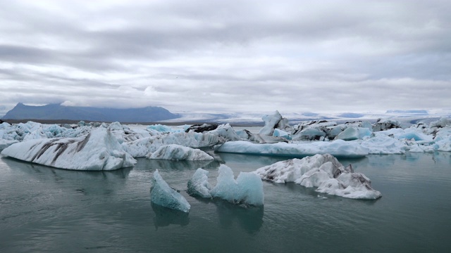 冰岛jokulsarlon泻湖视频素材