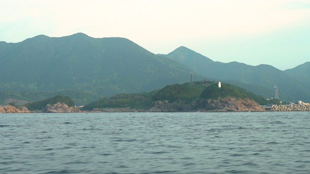 Nakadōri-jima (中通島) in the Gotō Islands (五島市) Landscape from the sea视频素材