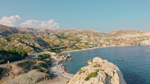 风景鸟瞰图的海边塞浦路斯视频素材