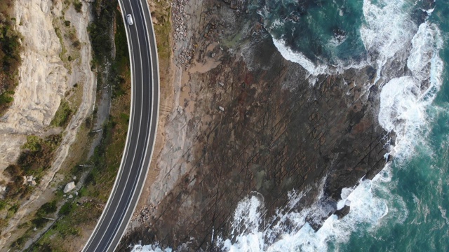 澳大利亚新南威尔士州沿海高速公路的4K空中视频视频素材