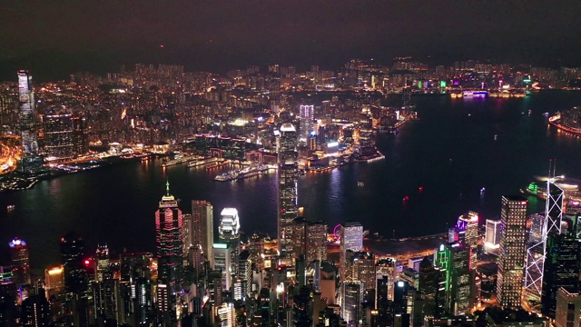 维多利亚港，香港城市夜景的地标视频素材