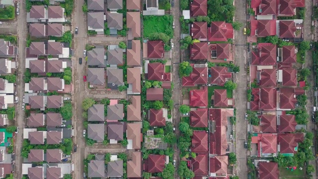 航拍一个社区的郊区住宅视频素材