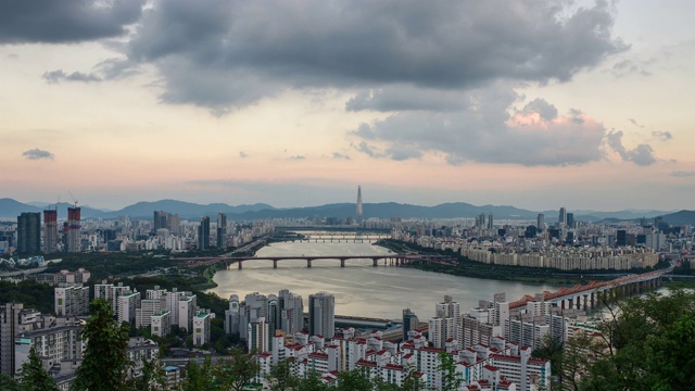 首尔城东谷和江南谷市区的白天和夜景视频素材