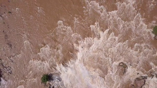 湍急的河水湍急的河流视频素材