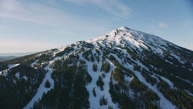 学士山鸟瞰图。视频素材