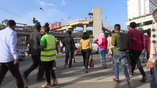 亚的斯亚贝巴城市街道场景视频素材