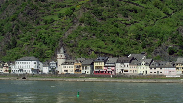 莱茵河，浪漫的莱茵河城堡，卡茨城堡和St.Goarshausen镇视频素材