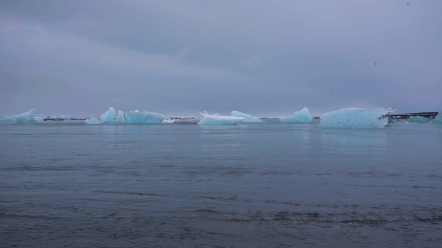 Jokulsarlon和海上的冰块。冰岛视频素材