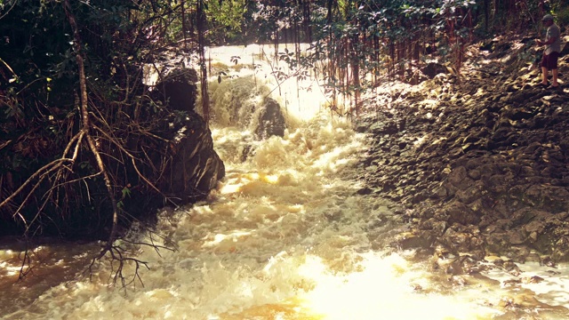 山涧流水视频素材