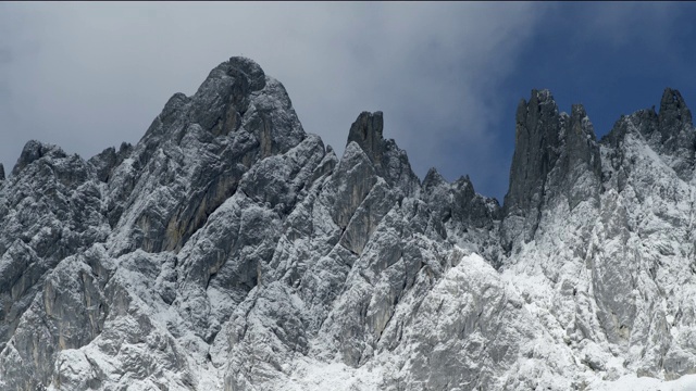 阿尔卑斯山景观与Hochkönig，徒步区，阿尔卑斯山，Mühlbach，萨尔茨堡地，奥地利，欧洲视频下载