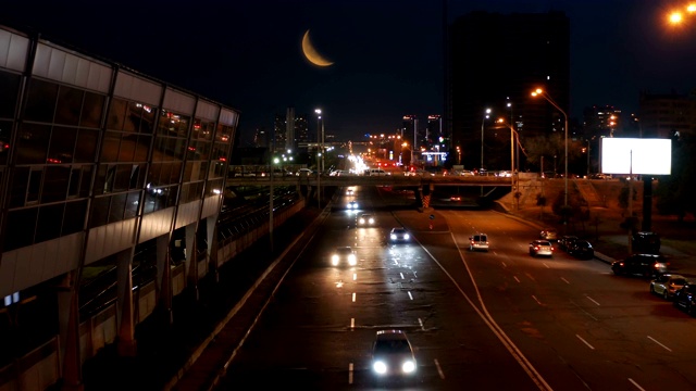 夜间地铁站交通视频素材