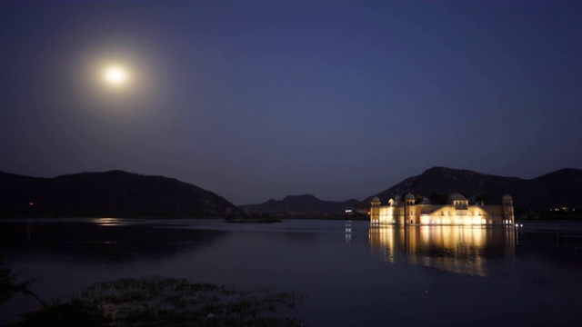 斋浦尔宫的满月夜景视频素材