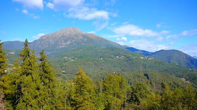 米纳吉奥和科摩湖与山的全景视频素材