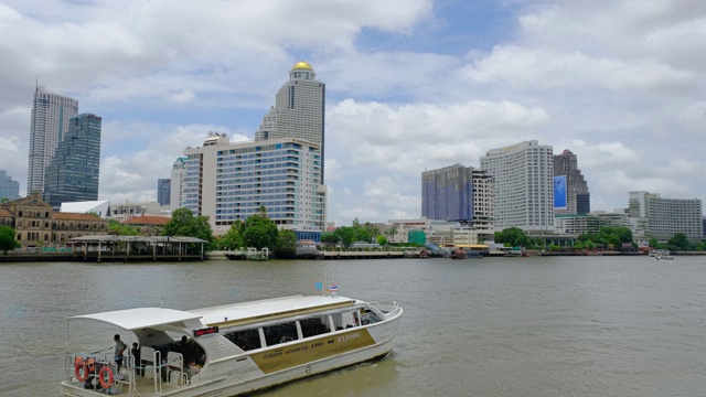 4K时间流逝，湄南河在曼谷市中心，湄南河是泰国的主要河流。视频素材