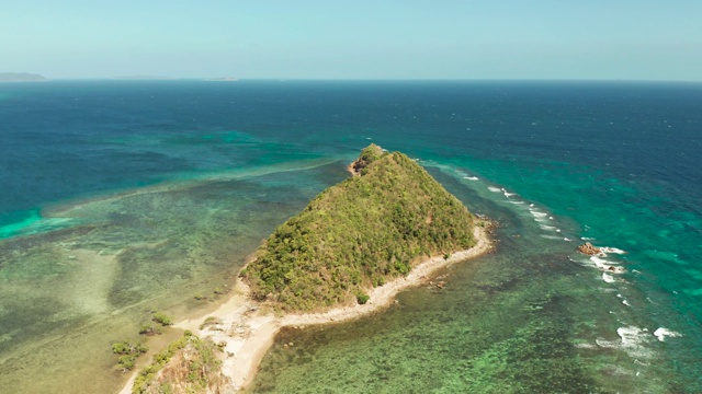 热带岛屿和蓝海，菲律宾，巴拉望视频素材