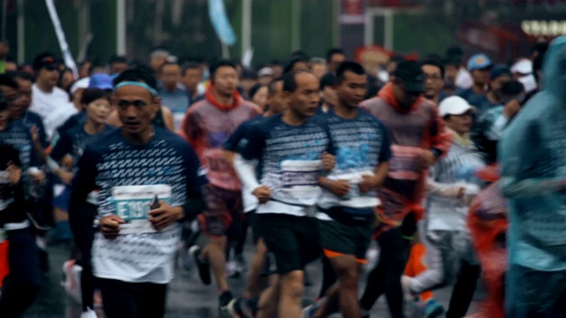 西安国际马拉松赛，中国。视频素材