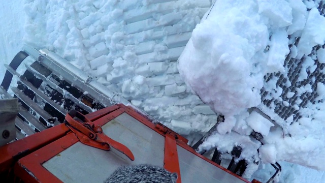 清理积雪的道路视频素材