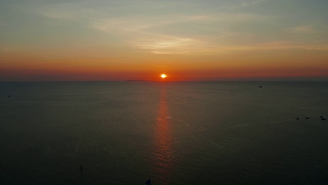 海面上的日落。长滩岛,菲律宾视频素材