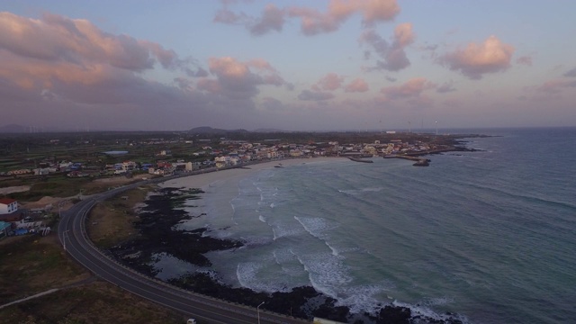 威米杭(渔港)日落风景/西浦，济州岛，韩国视频素材