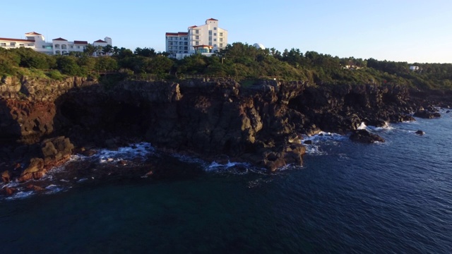 南院基奈海滨风景/西浦，济州岛，韩国视频素材