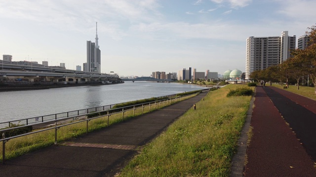 住田河景观的东京视频素材