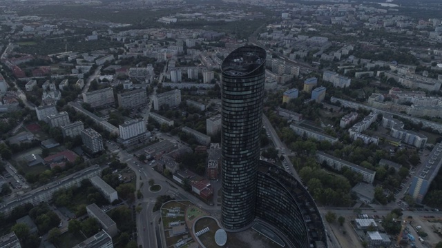 天空塔的摩天大楼。弗罗茨瓦夫城市全景。鸟瞰图。波兰。4 k。视频素材