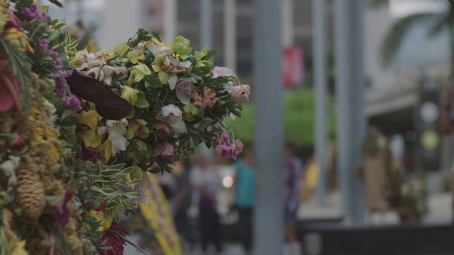 麦德林街上的花圈。视频素材