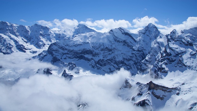 瑞士阿尔卑斯山景观时光流逝视频素材