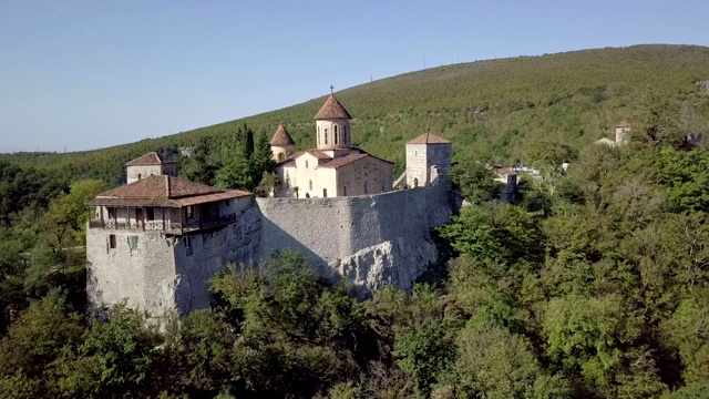 鸟瞰图Gelati修道院，Motsameta，库塔伊西，格鲁吉亚视频素材