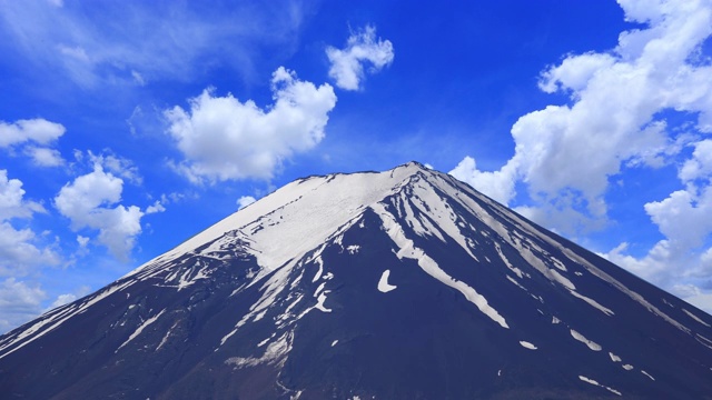 富士山覆盖着积雪，日本视频下载