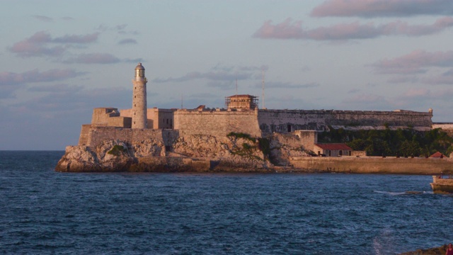 摩罗城堡(Castillo del Morro) /哈瓦那，古巴视频素材