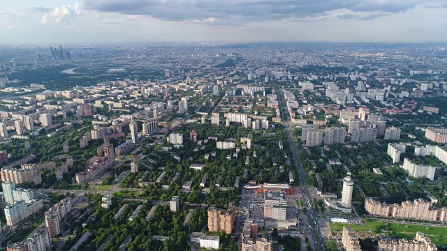 从空中俯瞰夏天的莫斯科视频下载