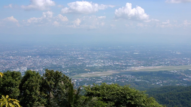 泰国清迈的山景和机场，4K视频素材