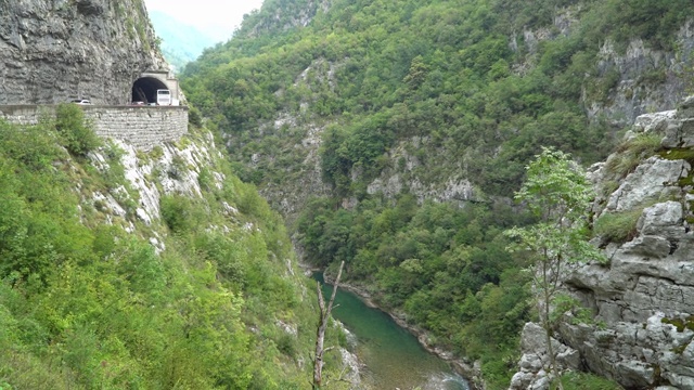 黑山的塔拉河峡谷视频素材