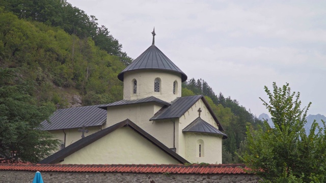 修道院Moraca。一个山村的教堂。黑山共和国视频素材