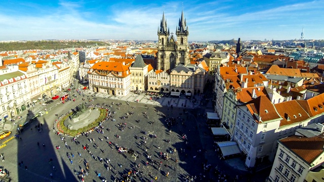 捷克布拉格的老城广场(Staromestske namesti)视频素材