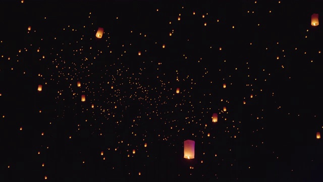 天灯飞向夜空视频素材