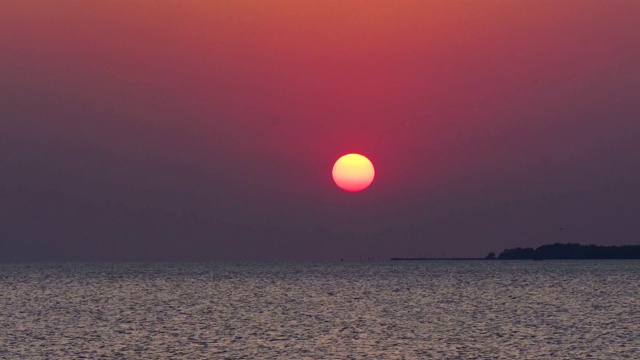 在海上日落视频下载